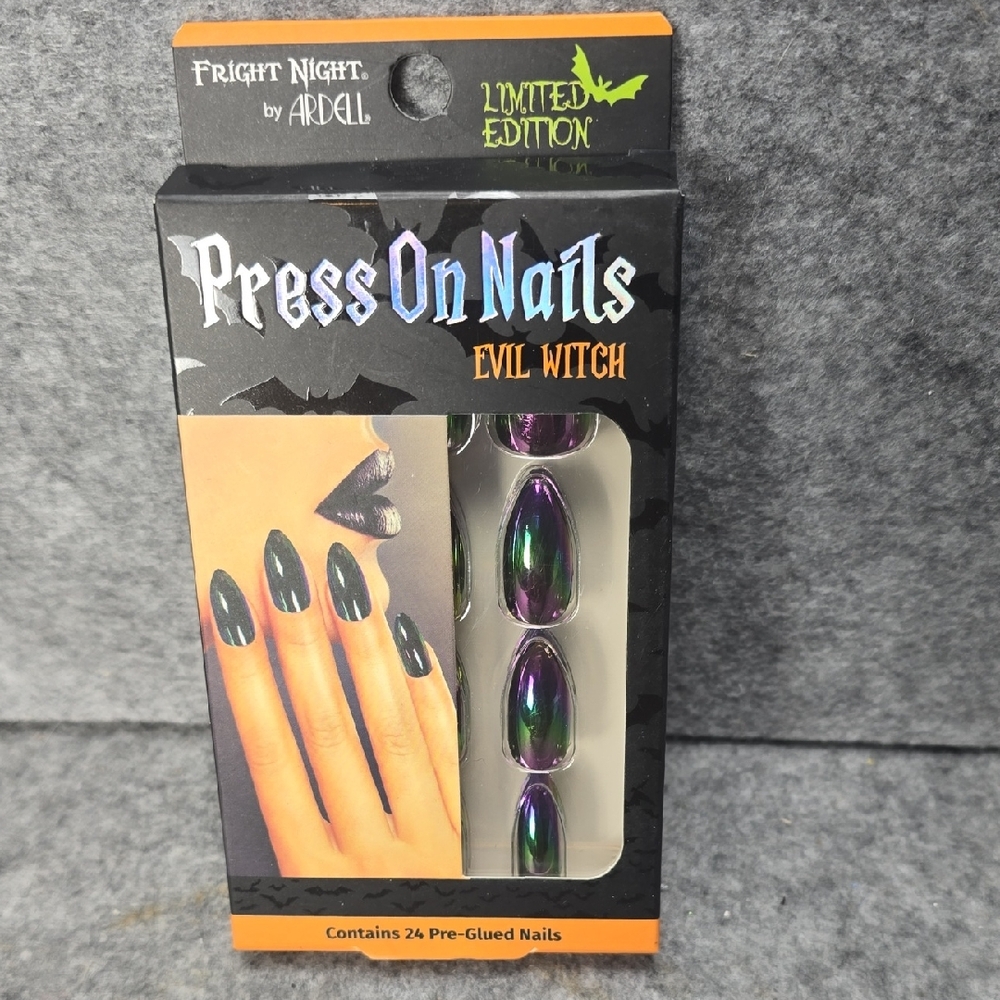 NIB Ardell Fright Night Limited Edition Press On Nails - Evil Witch
